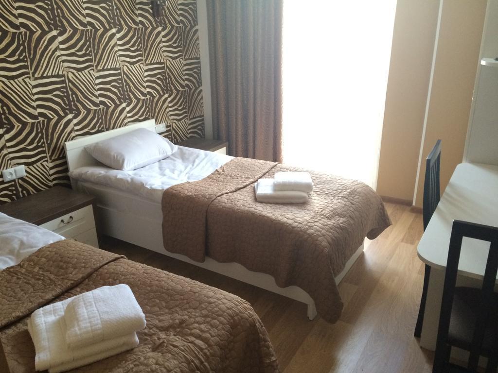 Renaissance Hotel Tbilisi Zimmer foto
